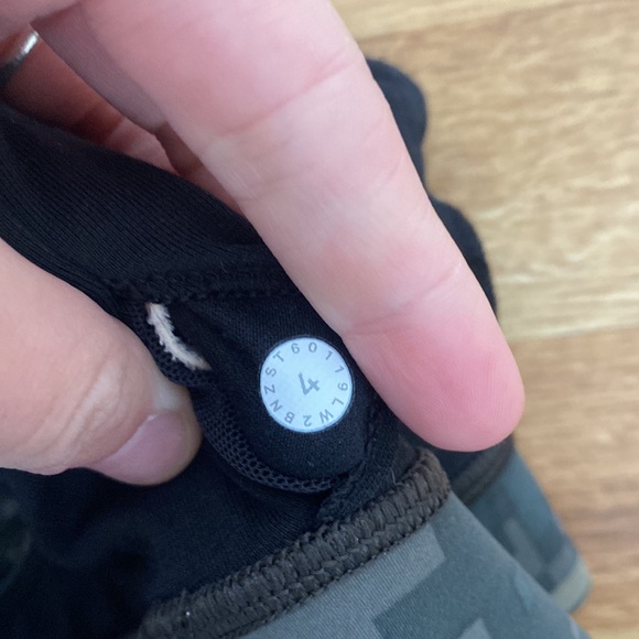 Lululemon Sports Bra - Picture 5 of 5